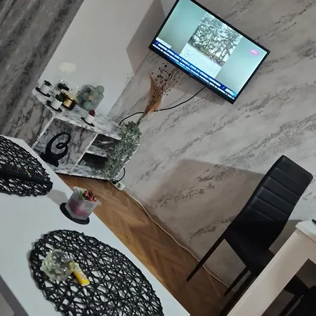 Vuk Ζλάτιμπορ